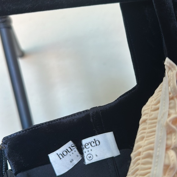 HOUSE OF CB size M 'Azaria' Black & Vintage Cream Mini Dress NWOT - Picture 8 of 16